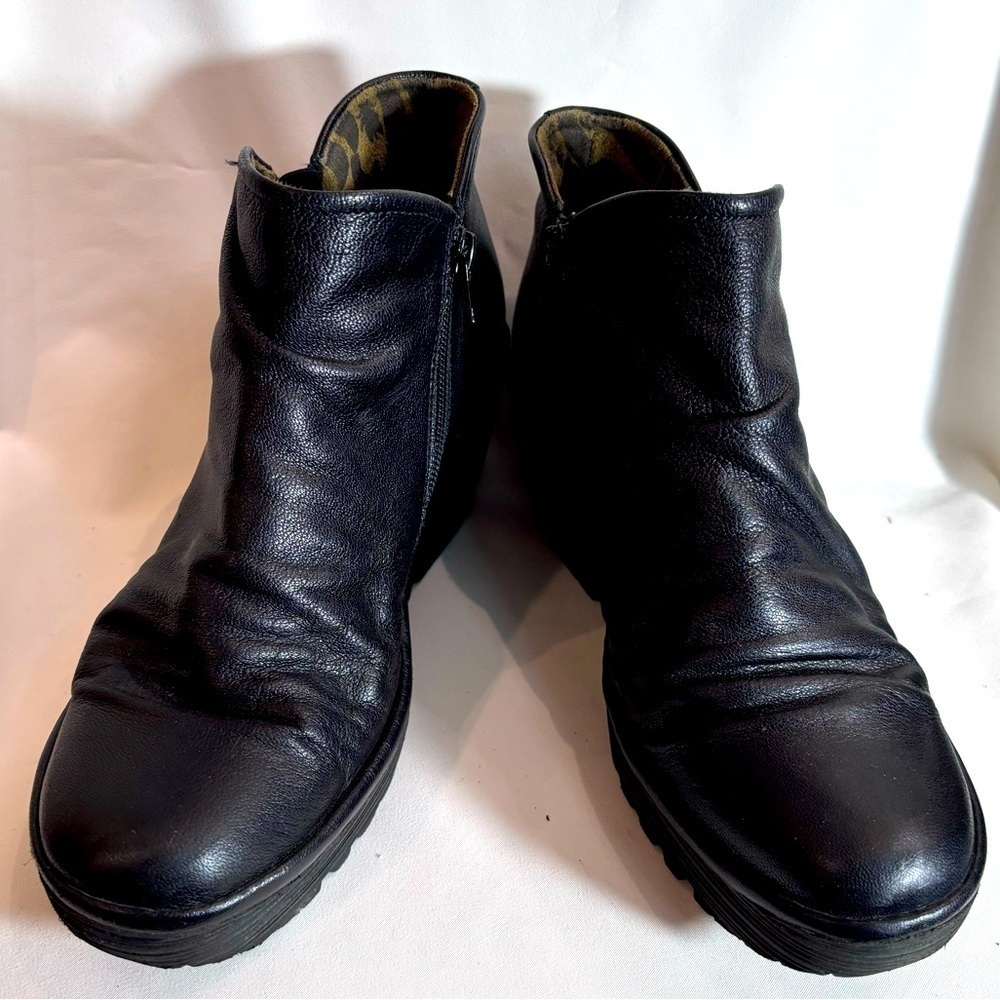 FLY LONDON Sz 41 Yip Boots Wedge Zip Up Ruched Ankle Booties Black